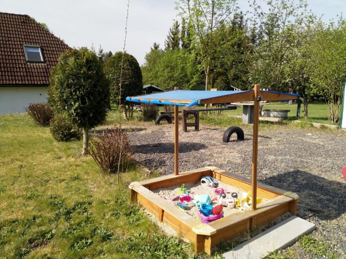 Camping & Guest House Pliskovice Mirovice Eksteriør billede